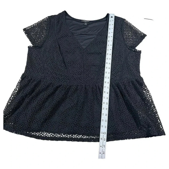 Lane Bryant Navy Blue Peplum Top Blouse Crochet Lace Lined V-Neck Size 22 24 - Picture 5 of 7